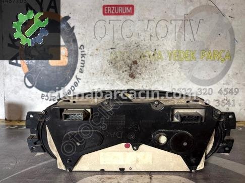 Dacia Sandero Gösterge Paneli 21677500 çıkma parça