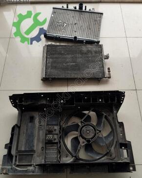 Peugeot 607 Radyatör çıkma parça