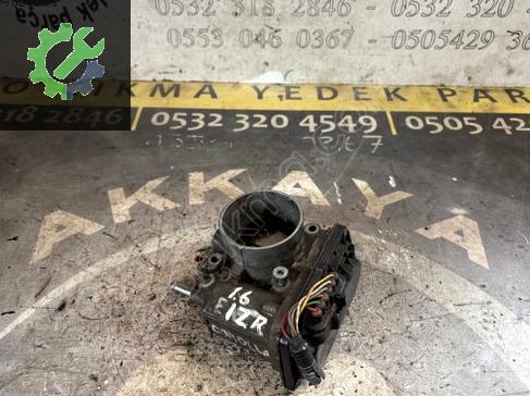 Toyota RAV4 Gaz Kelebeği 22030 çıkma parça