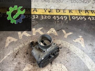 Toyota Auris Gaz Kelebeği 22030 çıkma parça