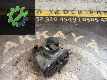 Toyota Prius Gaz Kelebeği 22030 çıkma parça