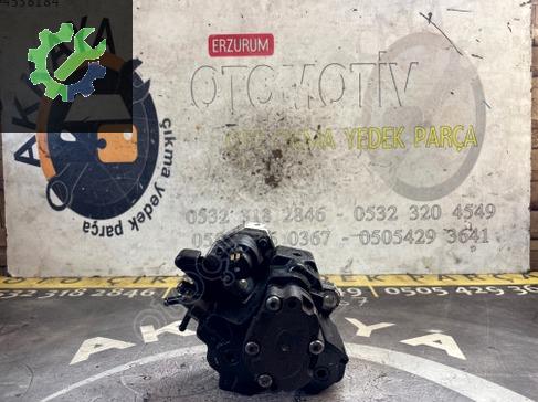 Toyota Yaris Yakıt Pompası 22100 çıkma parça