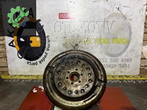 Volkswagen Polo Volant 2221005098 çıkma parça