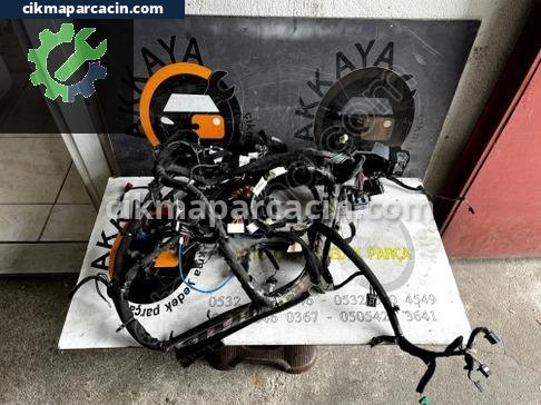Renault Megane Göğüs çıkma parça