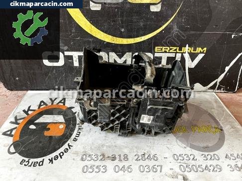 Renault Trafic Akü çıkma parça