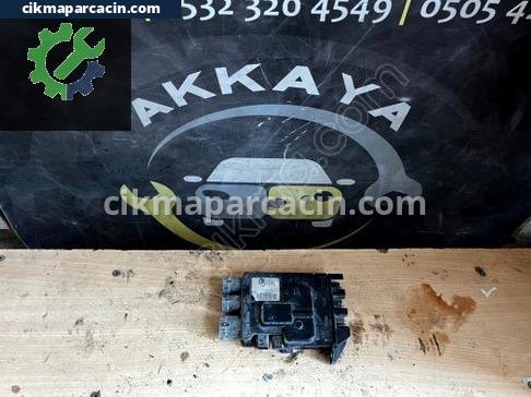 Renault Megane Akü çıkma parça