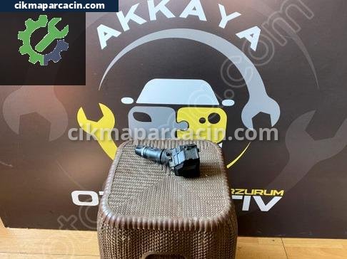 Nissan Almera Far Anahtarı çıkma parça