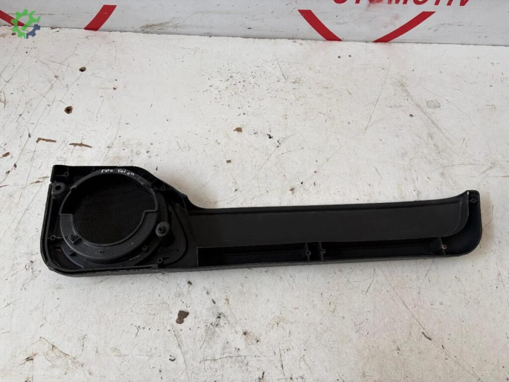 Volkswagen Polo Kapı Döşemesi çıkma parça