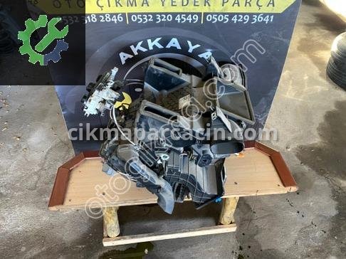 Dacia Dokker Kalorifer Kutusu 271204377R çıkma parça