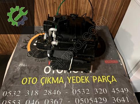Renault Clio Kalorifer Kutusu 272700241R çıkma parça