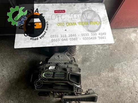 Renault Megane Kalorifer Kutusu 272700642R çıkma parça