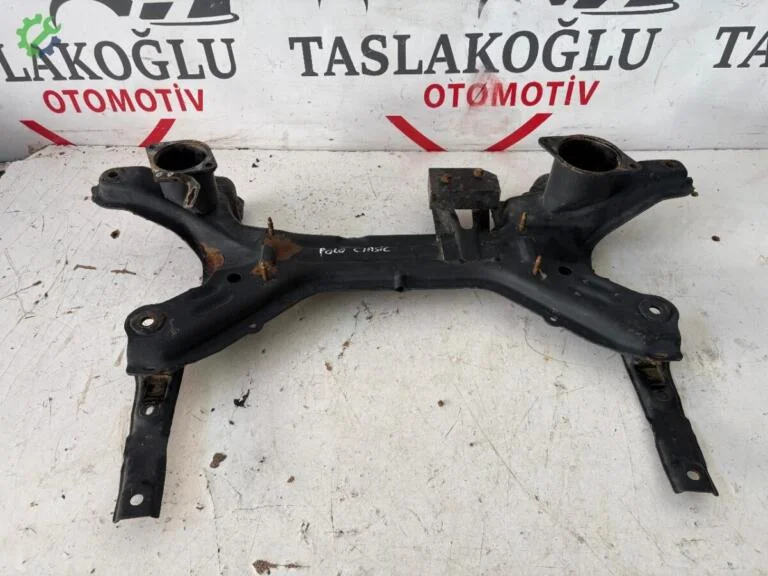 Volkswagen Polo Travers çıkma parça
