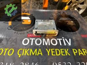 281155040R Megane 3 Orjinal Teyp Radyo CD Çalar Çıkma