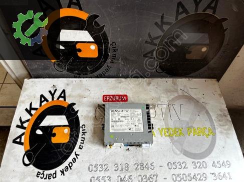 Renault Megane Teyp 281155981R çıkma parça