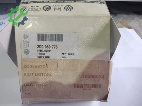 Volkswagen LT Merkezi Kilit Motoru 2D0959775 çıkma parça