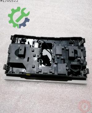 Volkswagen Polo Tavan Lambası 2GA947105S çıkma parça