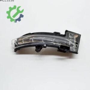 Volkswagen T-Cross Orijinal Çıkma Sinyal 2GA949102