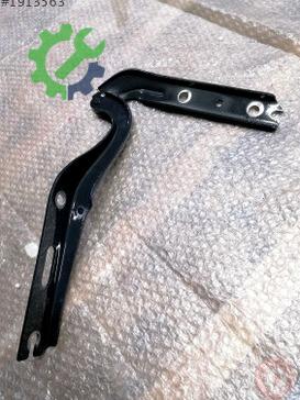 Volkswagen T-Cross Kaput Menteşesi 2GM823302 çıkma parça