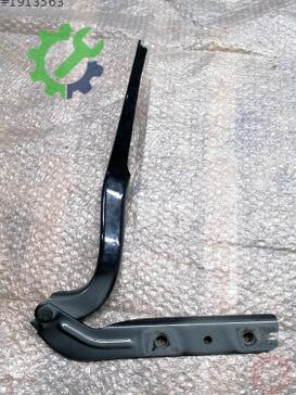 Volkswagen T-Cross Kaput Menteşesi 2GM823302 çıkma parça