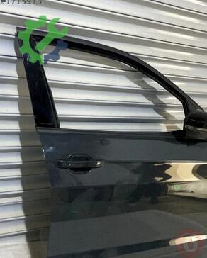 Volkswagen T-Roc Kapı 2GM831052M çıkma parça