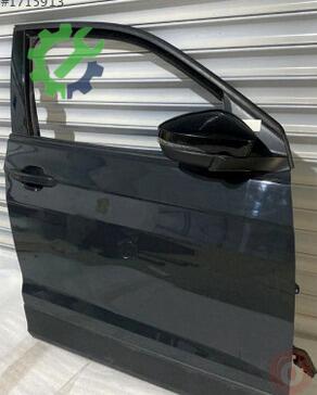 Volkswagen T-Roc Kapı 2GM831052M çıkma parça