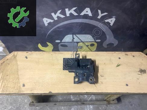 Volkswagen Caddy Kapı Kolu 2K0829309 çıkma parça
