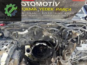 2KD TOYOTA HİLUX 2.5 D-4D Çıkma 4×4 Manuel Şanzıman Komple