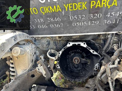 Toyota Hilux Manuel Şanzıman çıkma parça