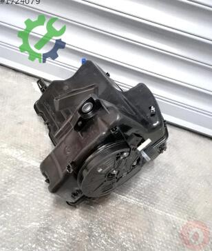 Seat Ibiza 2Q0131877G çıkma parça