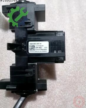 Volkswagen Polo Sinyal Kolu 2Q0953507H çıkma parça