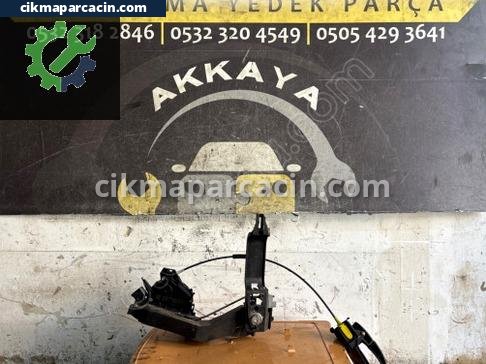 Ford Focus Sol Ön Kapı Kilidi çıkma parça