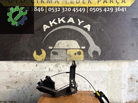 Ford Focus Sol Ön Kapı Kilidi çıkma parça