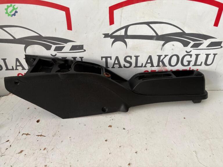 Fiat Linea Orta Konsol çıkma parça