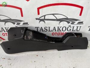 OPEL ASTRA H ORTA KONSOL VE AUX GİRİŞİ