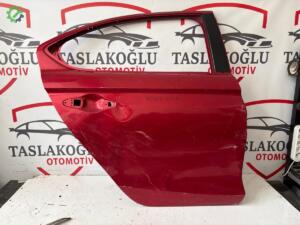 HONDA CİTY SAĞ ARKA KAPI HASARLI