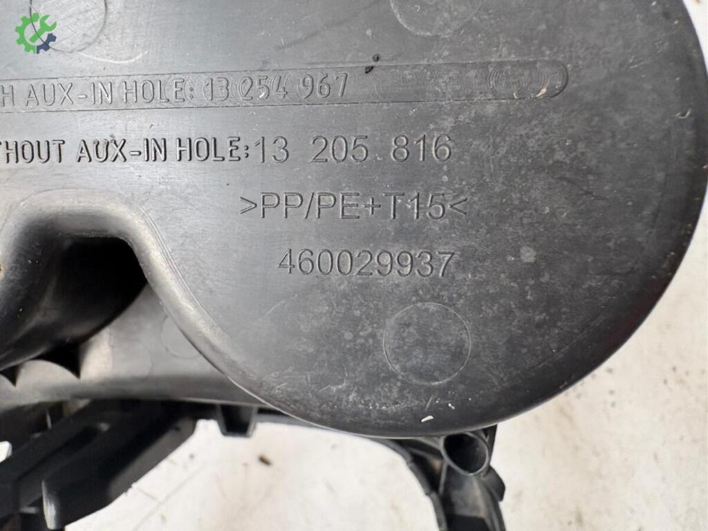 Opel Corsa Orta Konsol çıkma parça