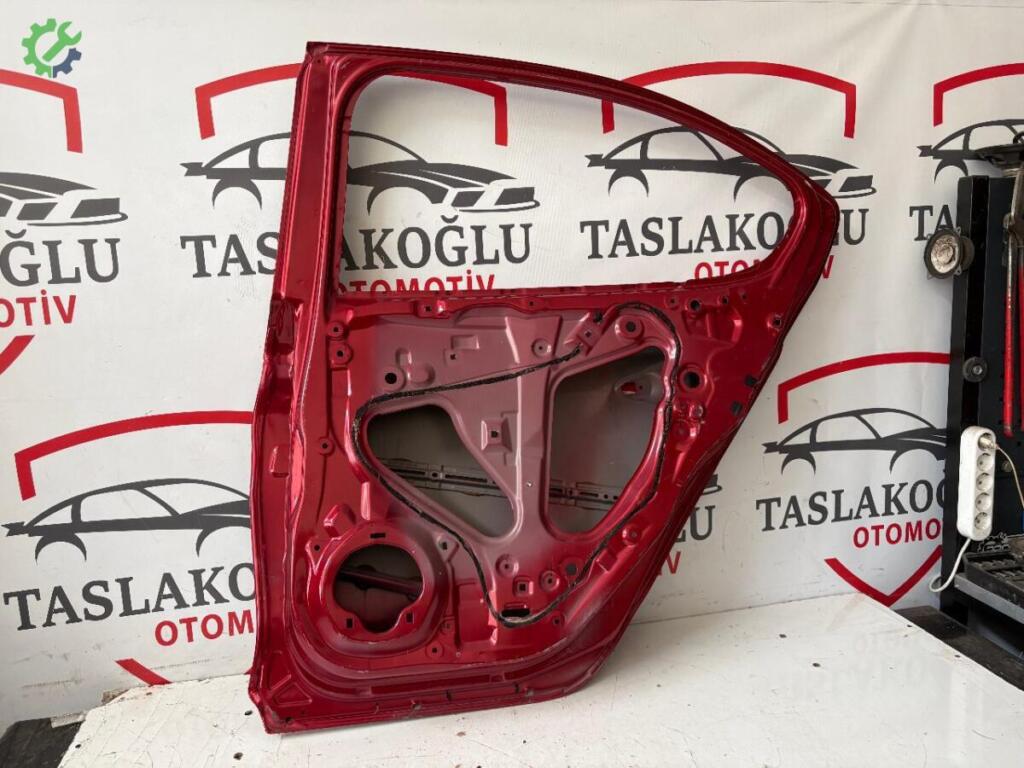 Honda City Sağ Arka Kapı çıkma parça