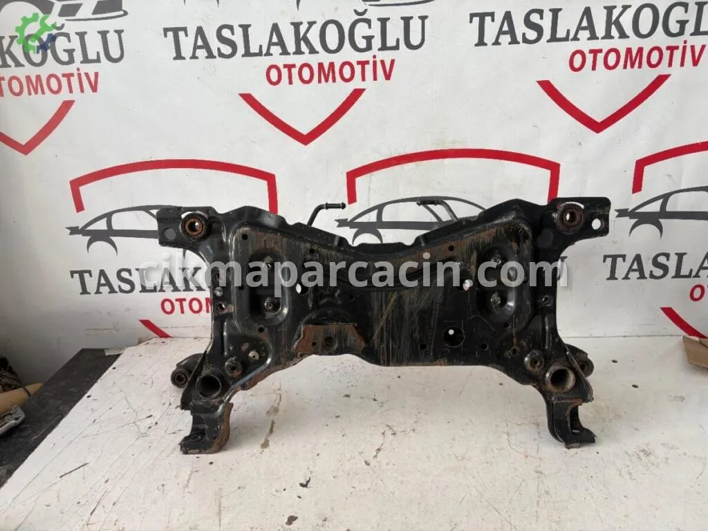 Volvo S40 Travers çıkma parça