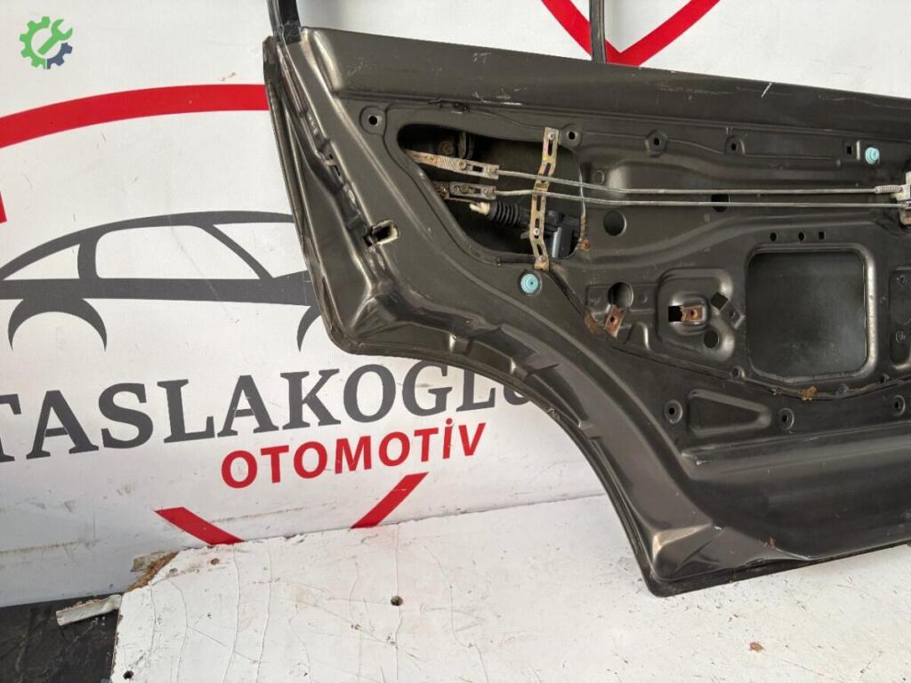 Subaru Justy Sol Arka Kapı çıkma parça
