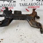 VOLKSWAGEN PASSAT B4 TRAVERS