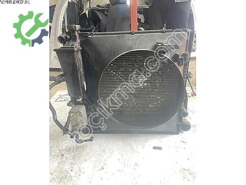 BMW X5 Intercooler Radyatörü çıkma parça