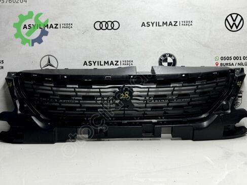 Peugeot 301 Ön Panjur çıkma parça