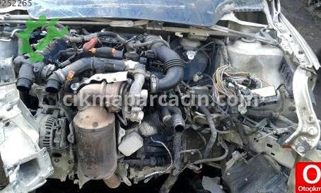 Peugeot 307 Sol Taşıyıcı çıkma parça