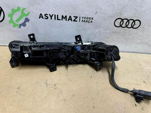 Peugeot 308 Sağ Ön Far 9835230880 çıkma parça