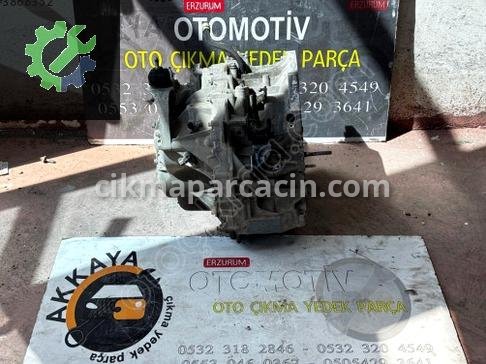 Renault Megane Otomatik Şanzıman 320102409R çıkma parça