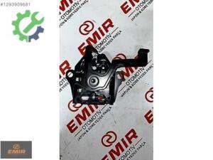 Mazda 323 Kaput BR93-56-620 Sıfır
