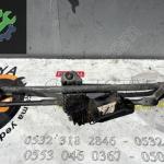 3397020438 AUDİ A4 çıkma ön cam silecek motoru ve mekanizması
