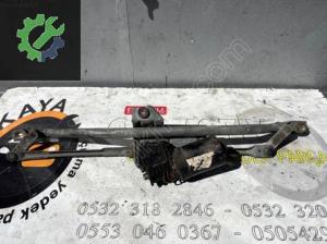 3397020438 AUDİ A4 çıkma ön cam silecek motoru ve mekanizması