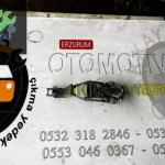3B0837886 Passat B5 Sağ ön Dış Kapı Kolu Bağlantı Braketi Çıkma