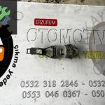 3B0837886 Passat B5 Sağ ön Dış Kapı Kolu Bağlantı Braketi Çıkma